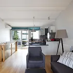 Apartments Du Louvre St Honoré