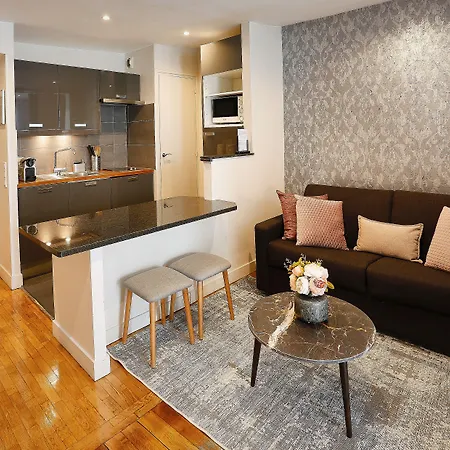 Du Louvre St Honore Apartment *