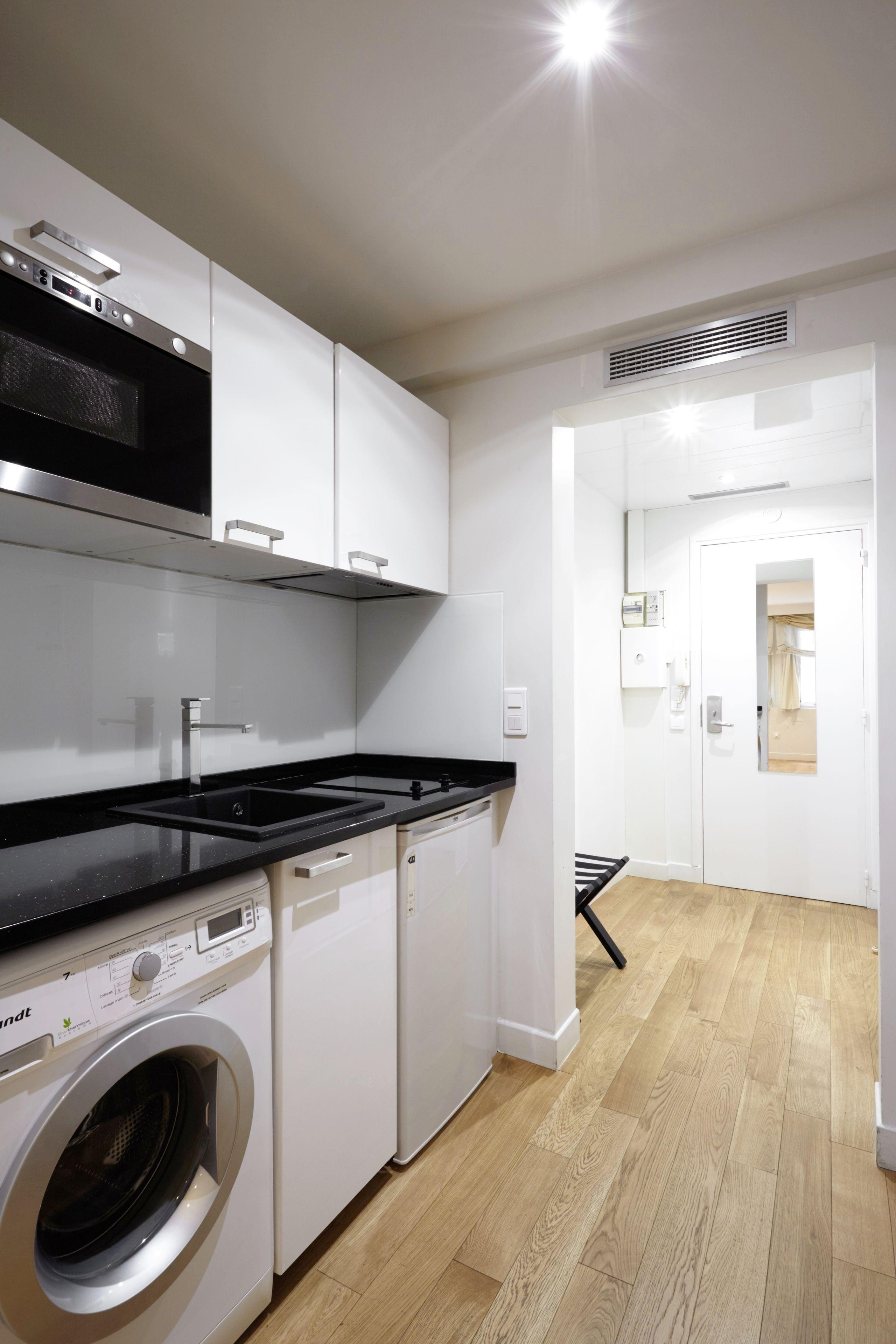 Du Louvre St Honoré * Parigi