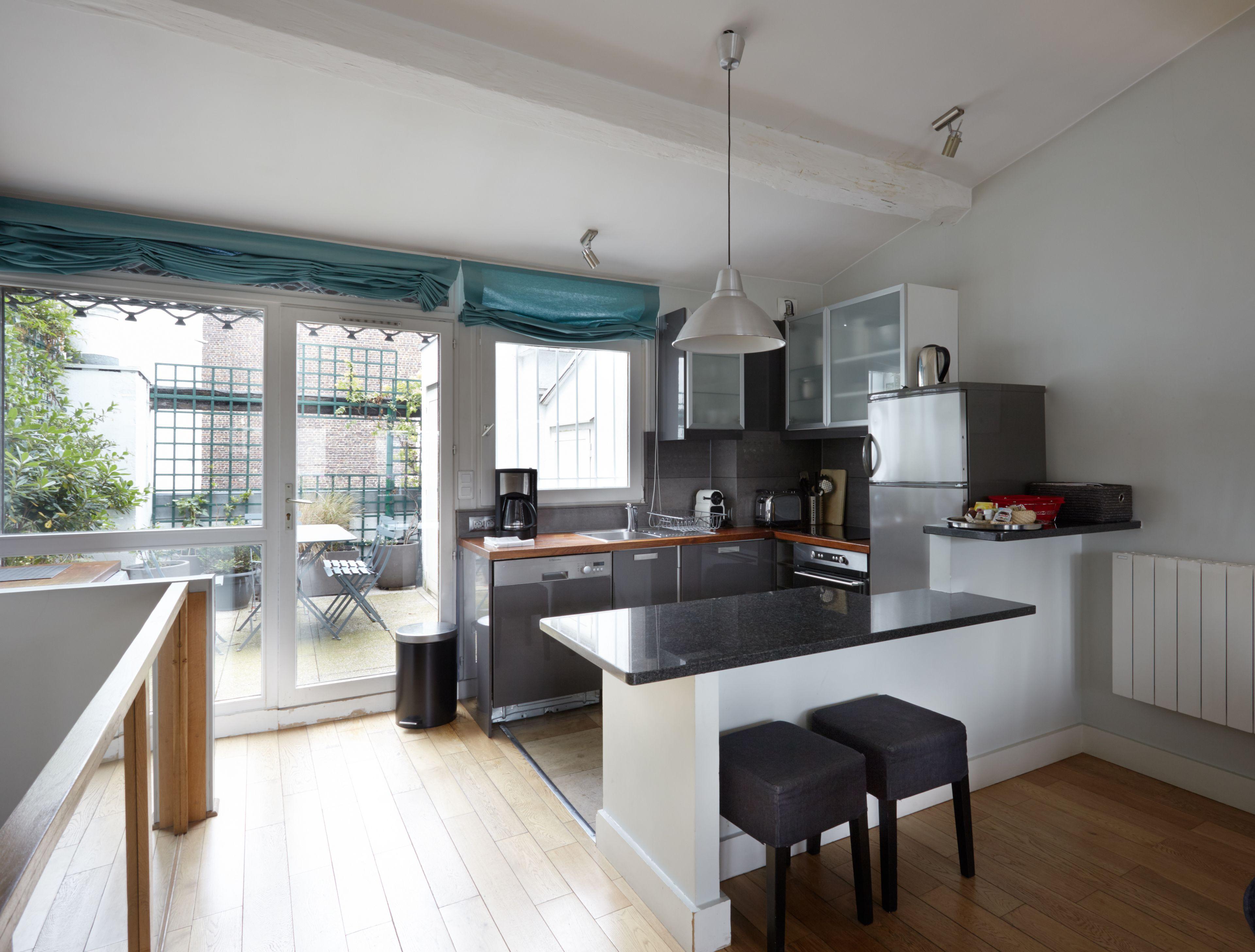 Du Louvre St Honore * Paris